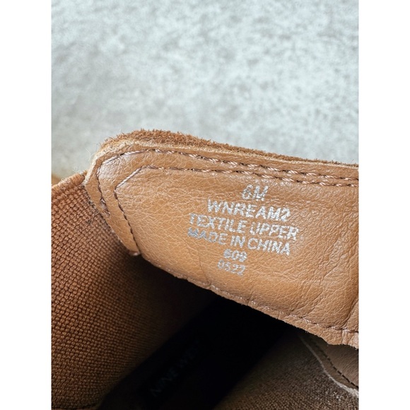 Sz 6M Nine West Ream Suede Block Heel Chelsea Boots In Cognac GUC - Picture 7 of 8